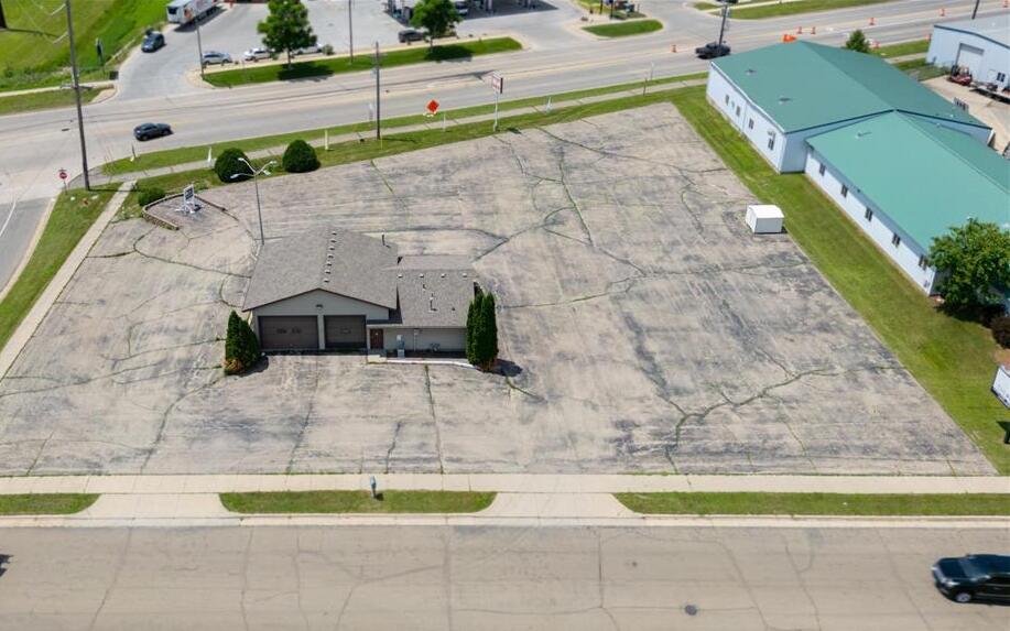 Key Turn Auto Sales Dealer Lot on Eastgate Drive